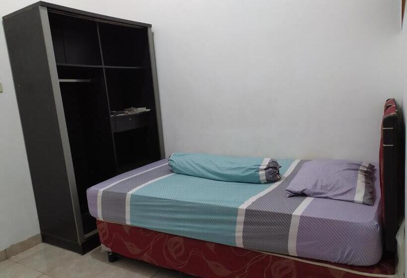 Номер Стандарт, Oyo 3401 Residence Amanda Syariah
