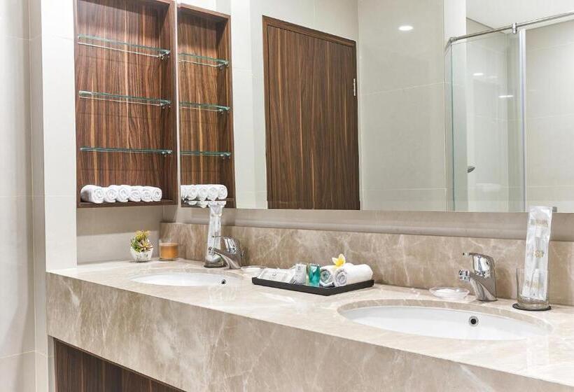 패밀리 스위트, Le Premier Hotel Deltamas