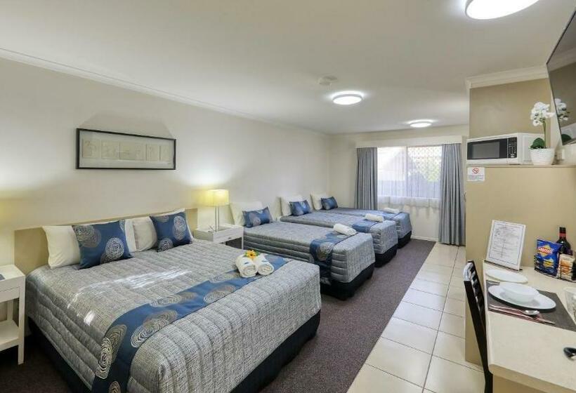 패밀리 룸, Chinchilla White Gums Motor Inn