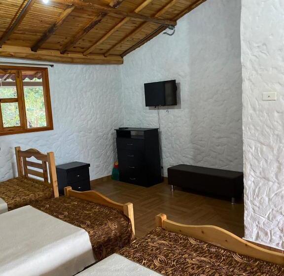 חדר קלאסי לארבעה, Campestre Inaoska Ecospa