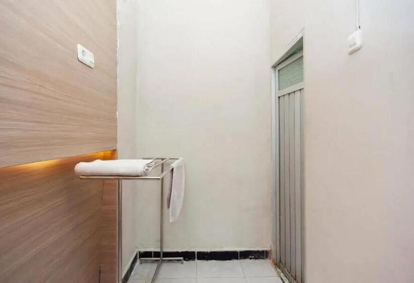 스탠다드 룸, Reddoorz At Km 5 Palembang