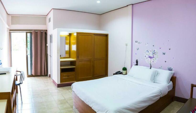 اتاق سوپریور, บ้านภูมิพันธ์