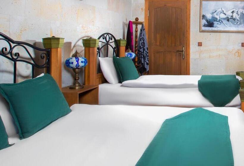 Трехместный Номер Deluxe, Katapa Stone House