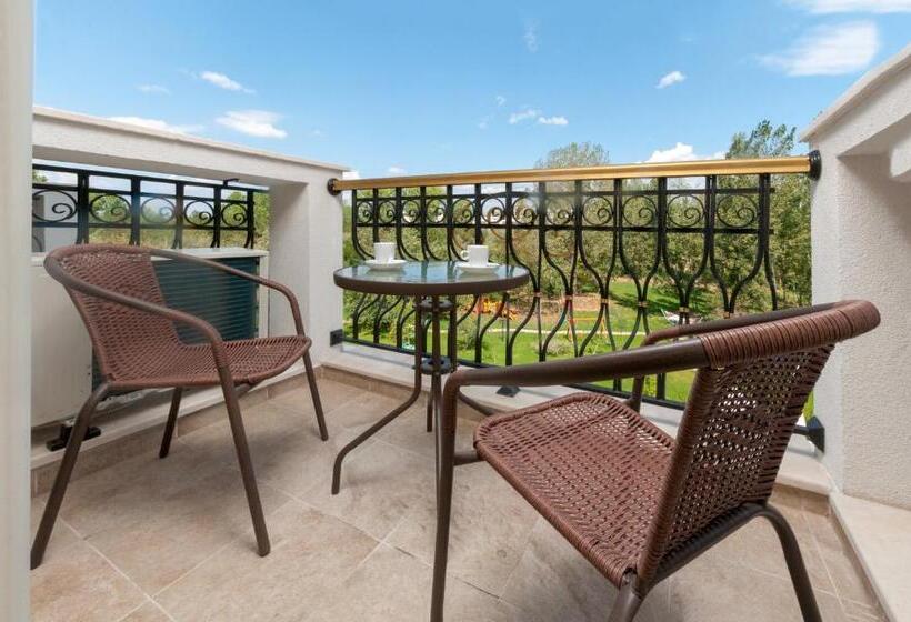 Апартаменты Deluxe 1 Спальня, Harmony Suites Grand Resort