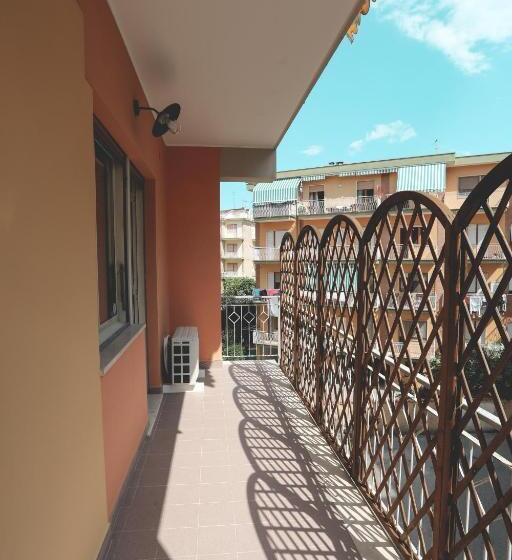 Номер Стандарт, Il Viaggiatore Via Rimini Serapo