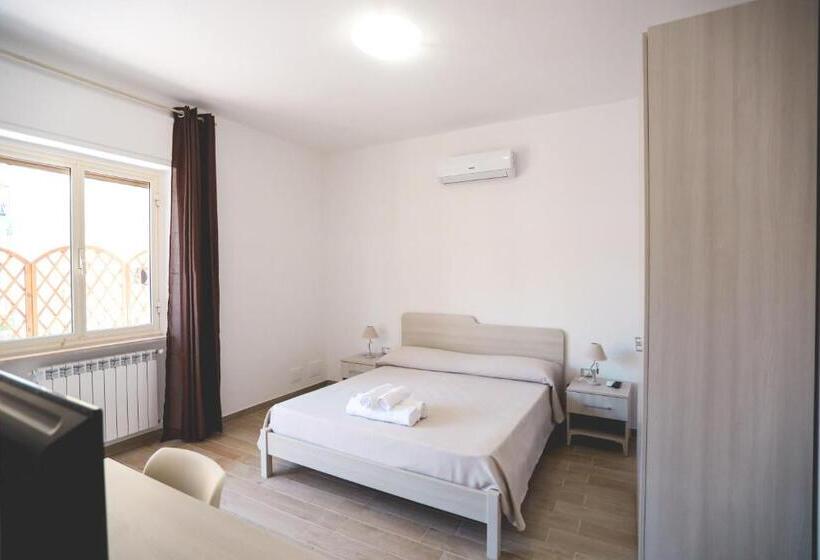 Номер Стандарт, Il Viaggiatore Via Rimini Serapo