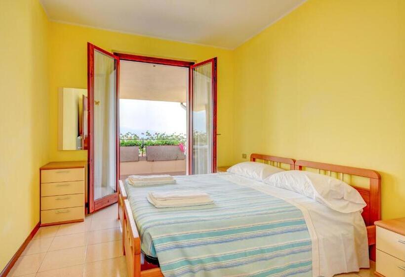 1 Bedroom Apartment Lake View, Residence Calap