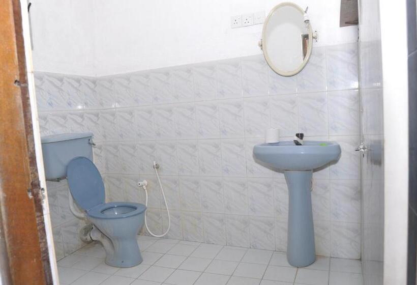 Кровать в Общей Комнате, Marshal Beach Guesthouse
