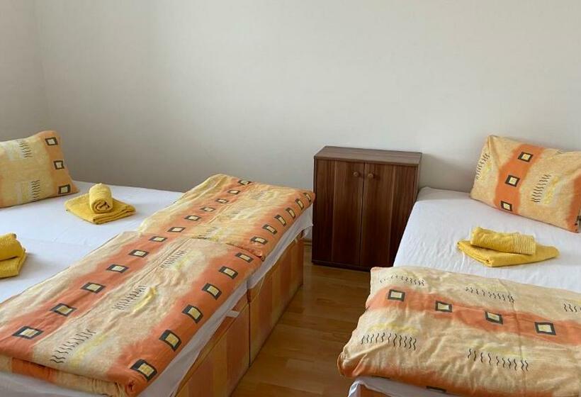 Апартаменты 3 Спальни, Penzion Bamako