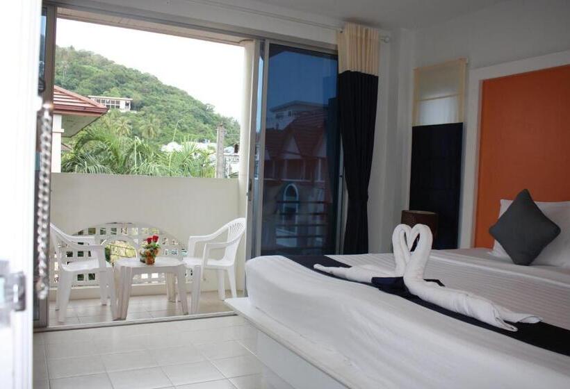 Номер Deluxe, Phuket Racha Kata Homestay