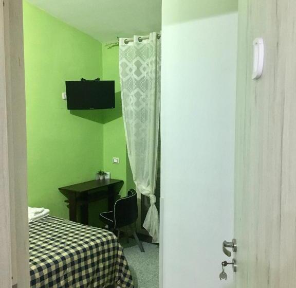 Номер Стандарт Индивидуальный с Балконом, Vesuview Guest House Near The Ruins