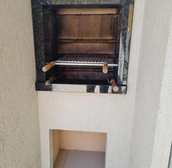 Apartamento 1 Quarto Rés-do-chão, Residencial Costa Marfim