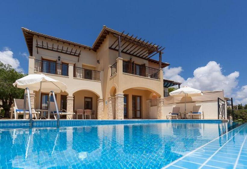 Вилла 2 Спальни, Aphrodite Hills Rentals   Junior Villas