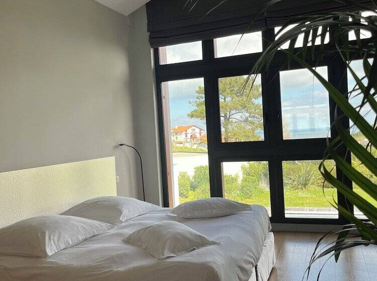 Номер Стандарт Вид на Море, Lafitenia Resort