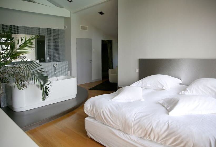 Номер Стандарт Вид на Море, Lafitenia Resort