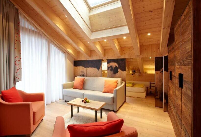 Семейный Номер Deluxe, Europe Hotel & Spa