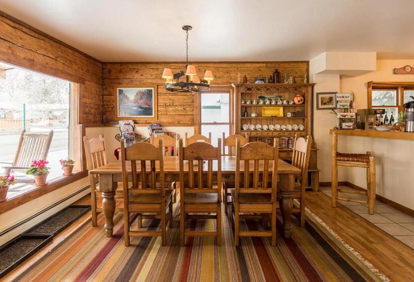 수피리어 룸, Minturn Inn