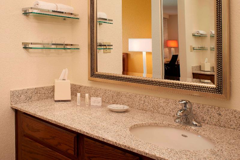סוויטה מותאמת לאדם עם מוגבלויות, Sonesta Es Suites Chicago Waukegan Gurnee