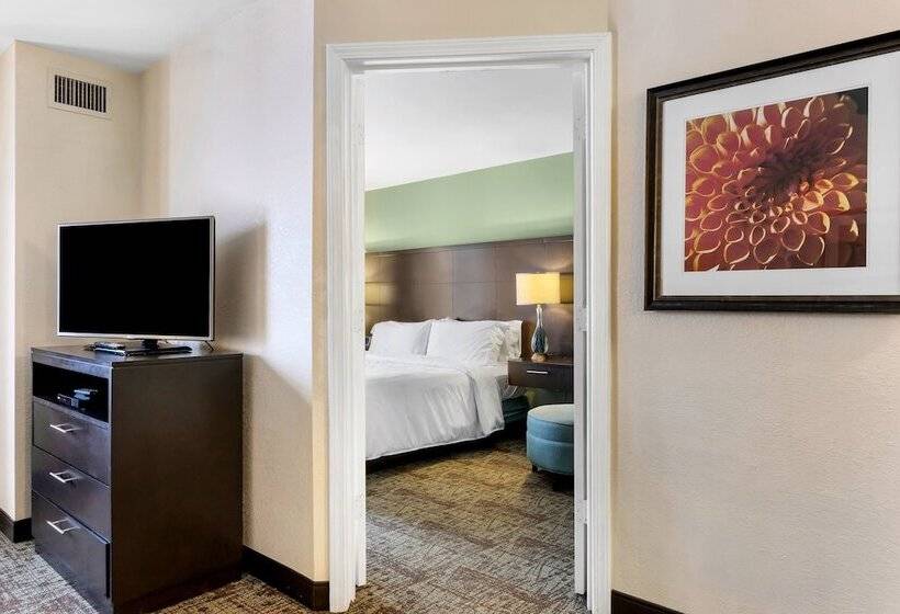 스위트, Staybridge Suites Philadelphia/mount Laurel, An Ihg