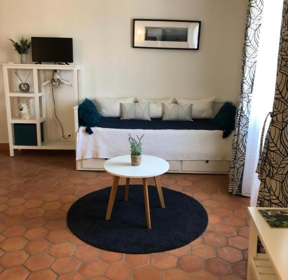 Семейный Номер, La Bastide Maë