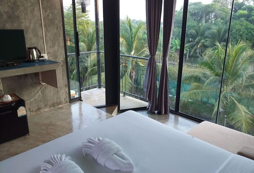 디럭스 룸, Plernsalaya Resort