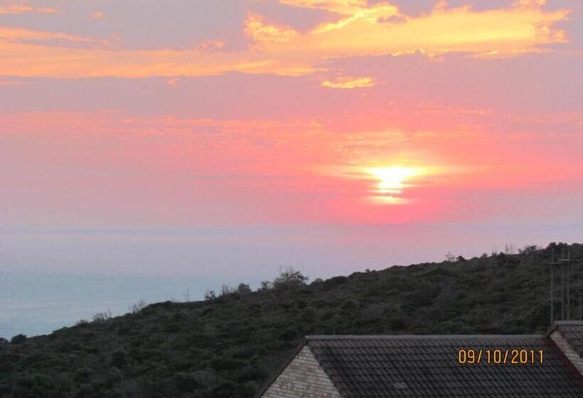 Семейный Номер, Blue Horizon Bay Guest House