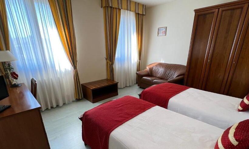 Номер Стандарт, Albergo Italia