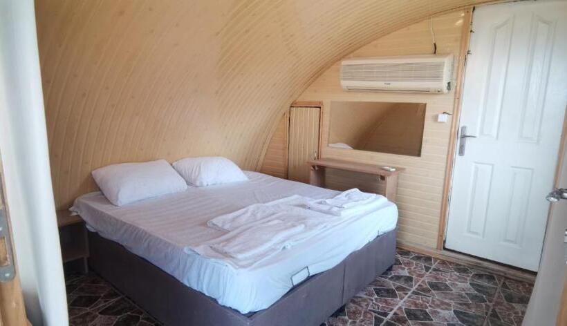 Standard Tent, Ayanya Beach & Bistro Bungalows