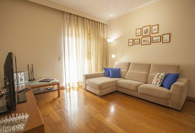 2-Bedroom Classic Apartment, Porto Gaia City And Beach By Mp