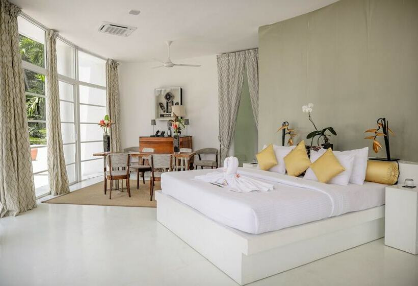 Пентхаус, The Flame Tree Estate &