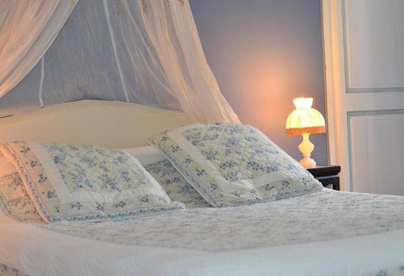 Четырехместный Номер Стандарт, B&b La Tour Blanche