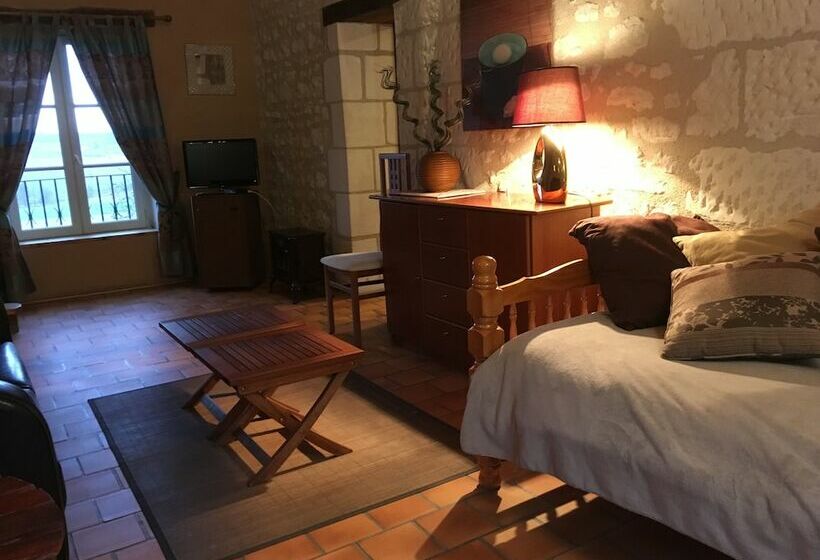 Семейный Номер, Auberge De Crissay