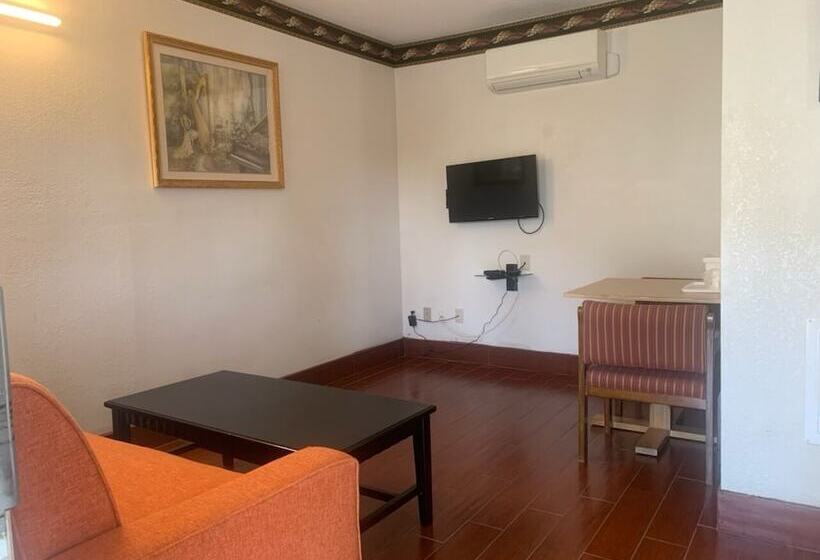 سوییت, Travelodge By Wyndham Hotel & Cottages St Augustine   Historic