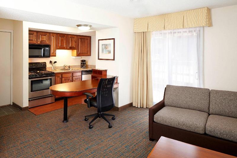 Номер Superior Кровать Кинг, Red Roof Inn Greensburg