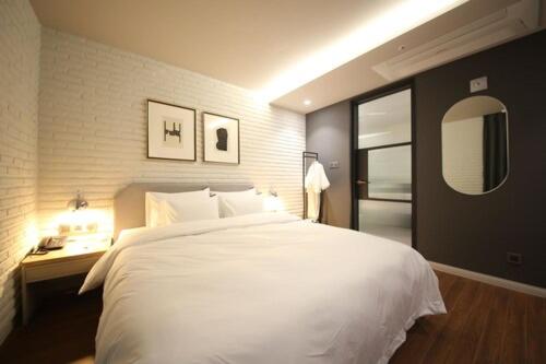 Номер Deluxe, Brown Dot Hotel Sajik Baseball Stadium