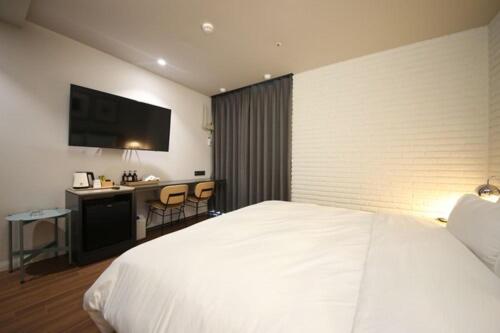 Номер Deluxe, Brown Dot Hotel Sajik Baseball Stadium
