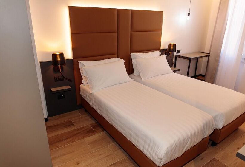 اتاق استاندارد با سرویس بهداشتی مشترک, London