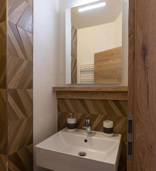 经济房, Apartsee Wellness Plzeň