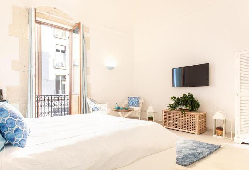 Стандартный Номер Кровать Кинг, Darsena Sunset Suites By Wonderful Italy