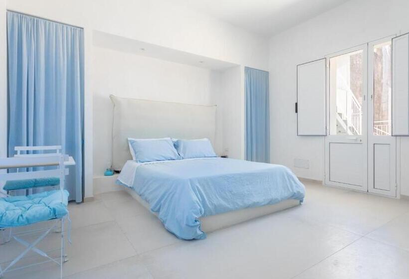 Номер Стандарт с Балконом, Darsena Sunset Suites By Wonderful Italy