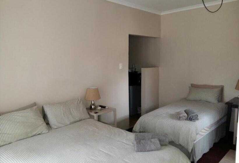 Номер Deluxe, Pine Tree Lodge Pe