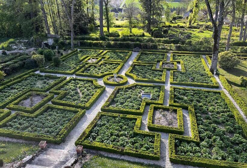 Люкс Вид на Сад, Château De Picheny