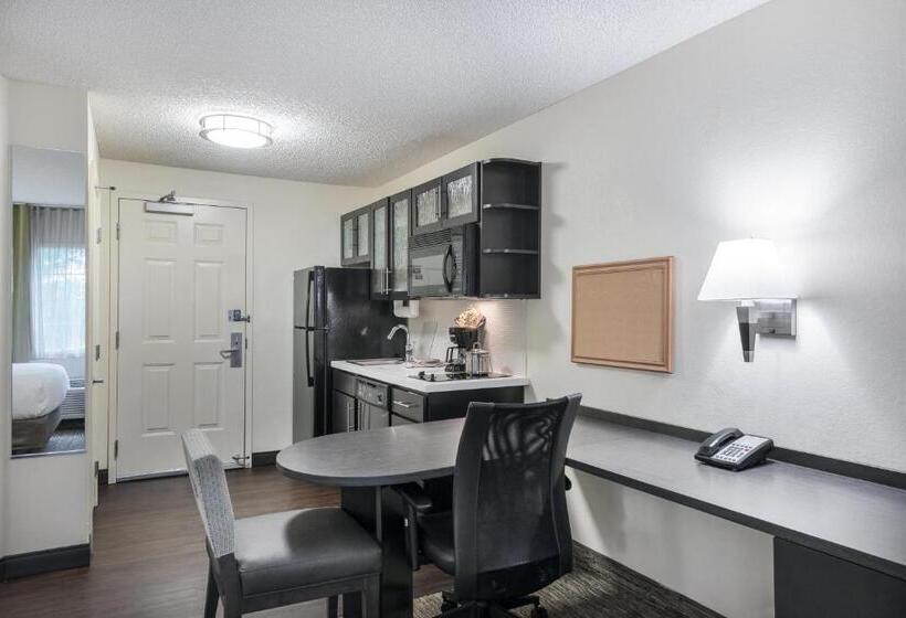 استودیوی استاندارد, Candlewood Suites Lake Mary, An Ihg