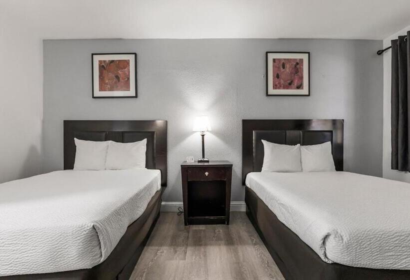 스탠다드 룸 더블 침대 2개, Heritage Inn Express Chico