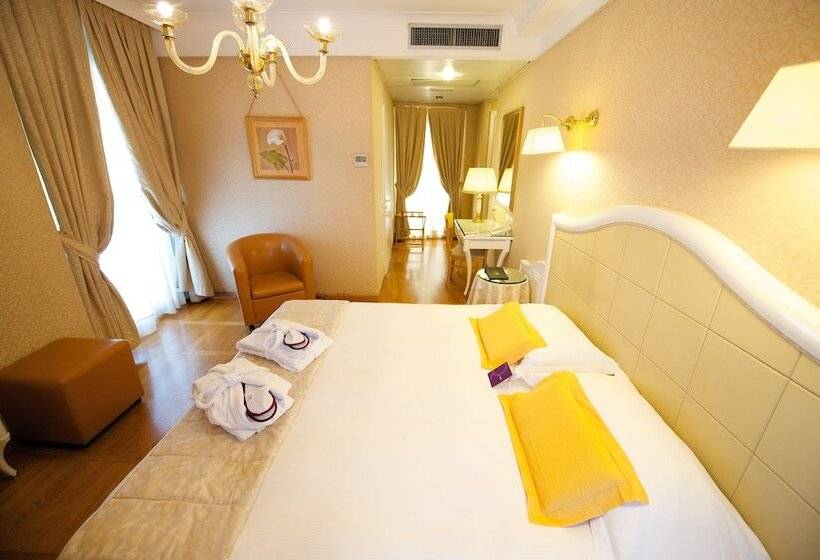 اتاق سوپریور با چشم‌انداز, Mercure Milano Centro