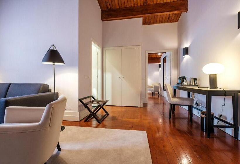 Suite Superior, Octant Lousa