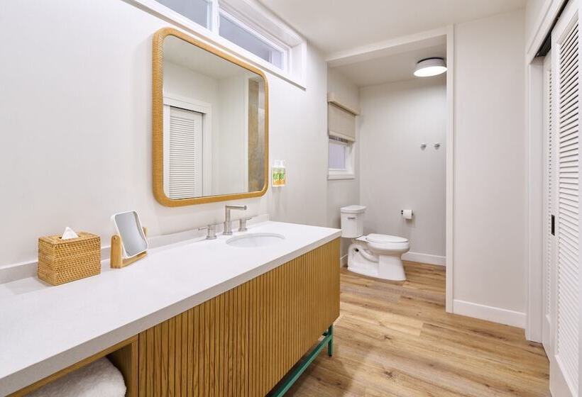 디럭스 방갈로, Royal Lahaina Resort & Bungalows
