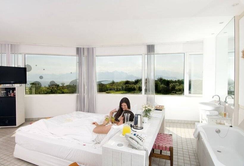 Deluxe Room, The Marmara Antalya
