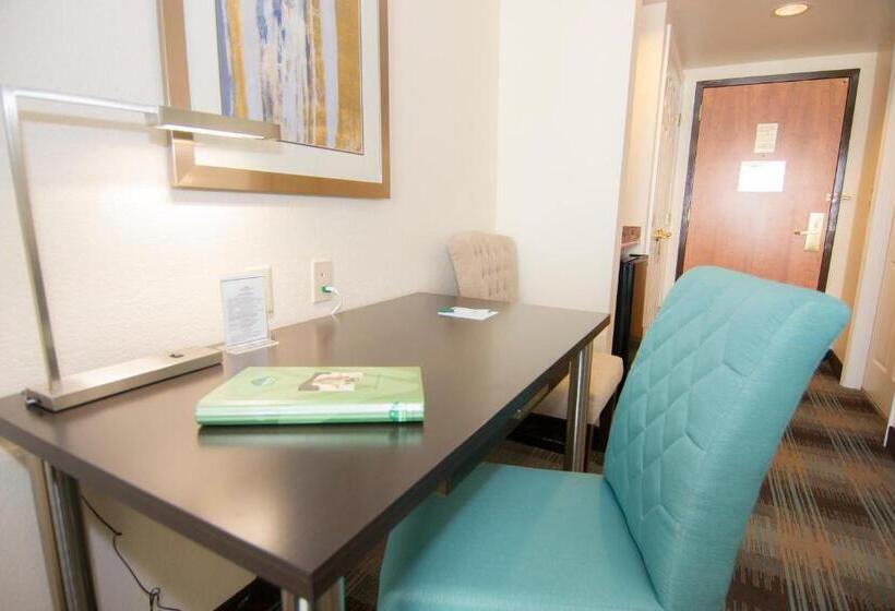 Студия Superior, Wingate By Wyndham   Orlando International Airport  Free Hot Breakfast