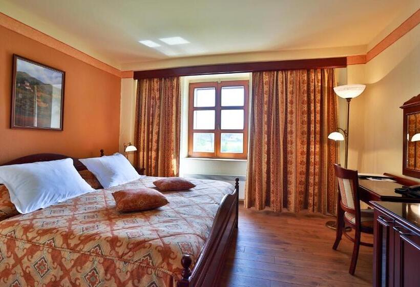 Номер Стандарт, Romantic Hotel Mlýn Karlstejn